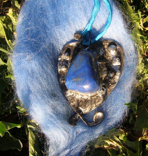 Prívesky cínované - z polodrahokamov, lapis lazuli